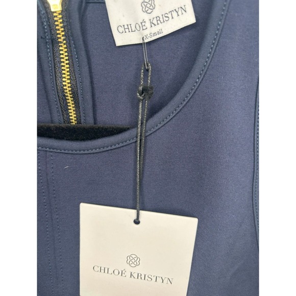 Chloe Kristyn Women's Navy Veronica Top‎ Crew Neck Sleeveless Size X-Small NWT - Picture 2 of 3